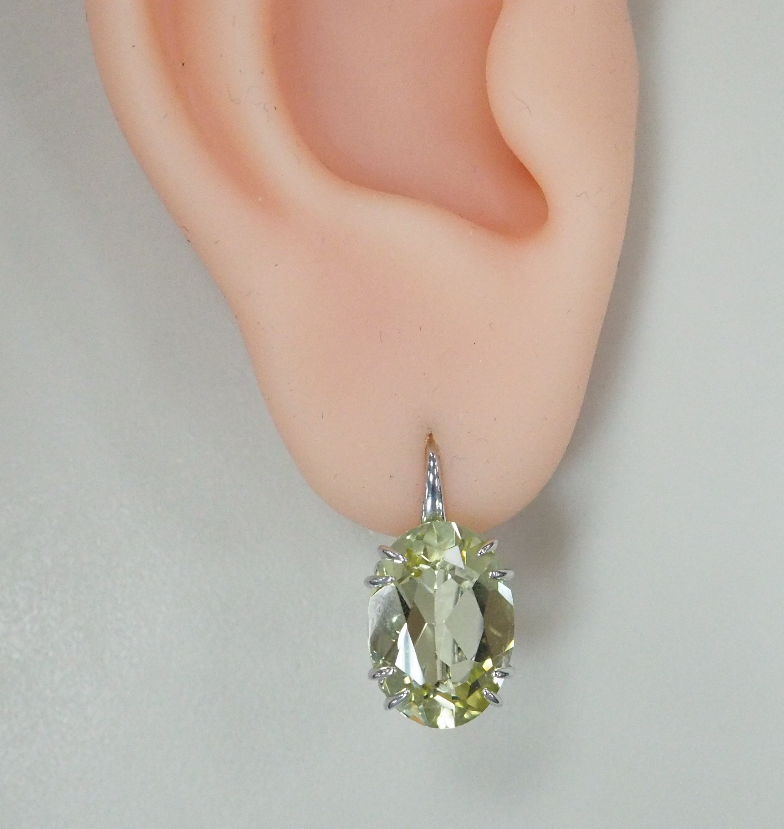 Серебряные серьги с цитринами